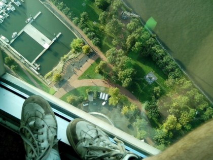 Photo: Rhein Turm D&amp;uuml;sseldorf.  Mit N&amp;uuml;ket &amp;amp;