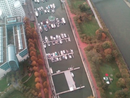 Photo: Rhein Turm Düsseldorf.  Mit Nüket &amp;